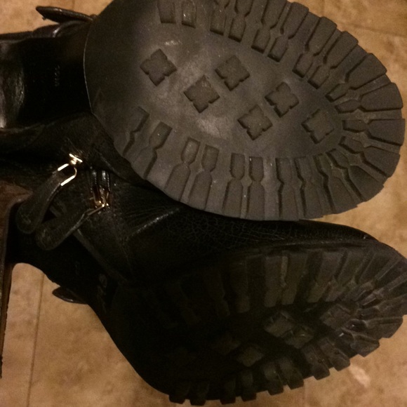 Tory Burch Women ankle boot - Picture 4 of 10